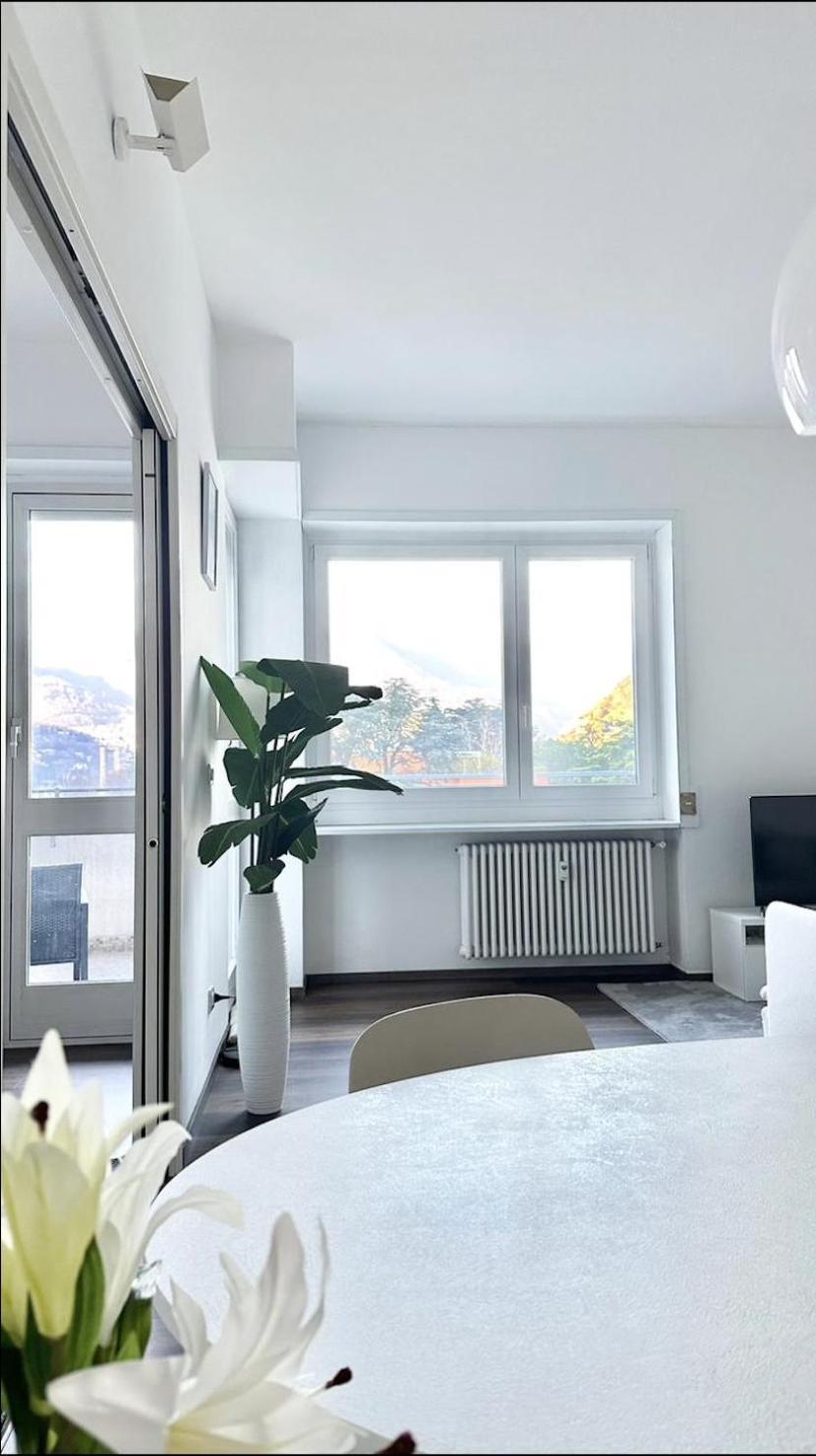 Luxury Apartment With View Côme Extérieur photo